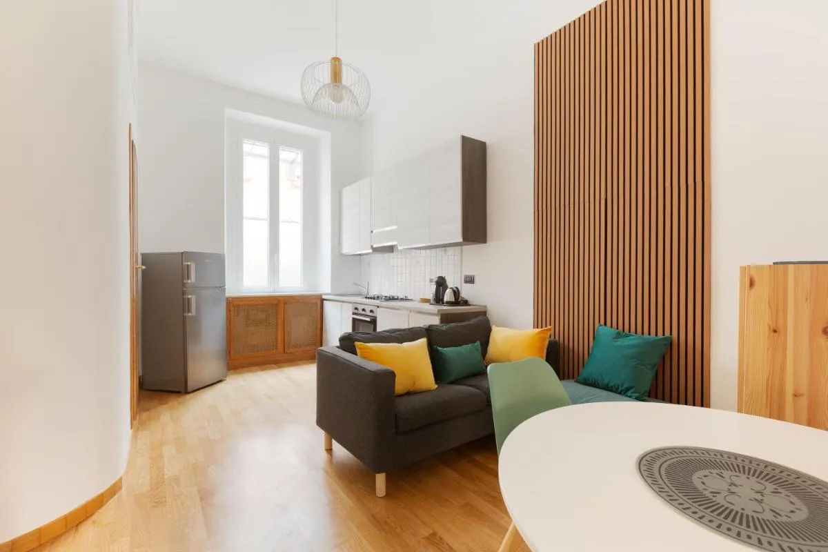 Image 5 of GuestHost – Cosy Apt Lodi M3 Subway Yellow Line