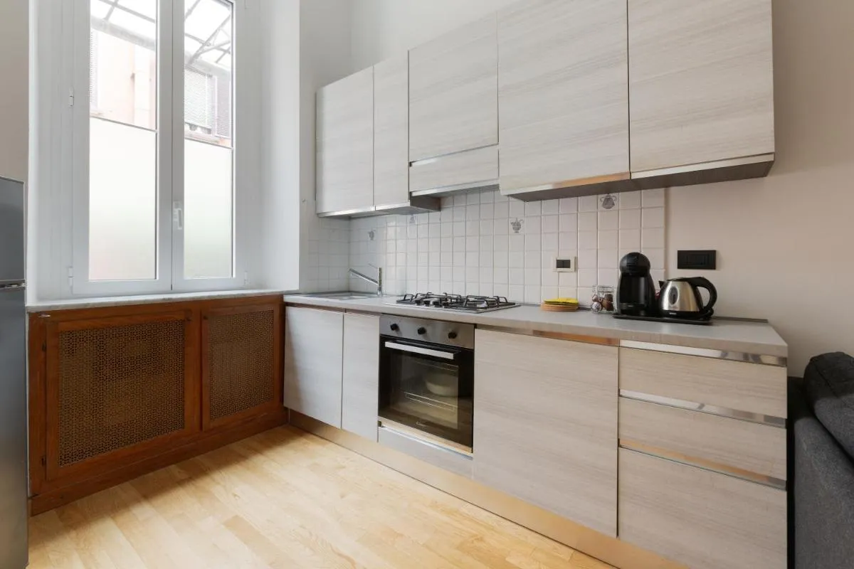 Image 3 of GuestHost – Cosy Apt Lodi M3 Subway Yellow Line