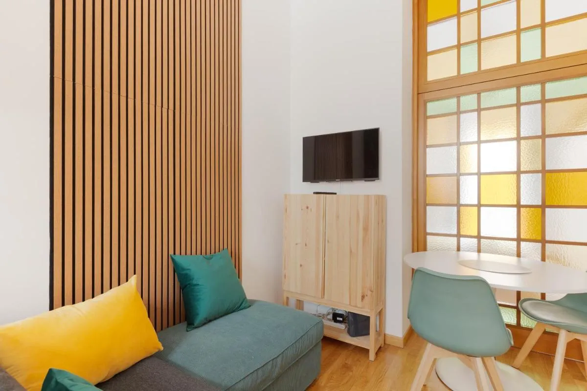 Image 4 of GuestHost – Cosy Apt Lodi M3 Subway Yellow Line