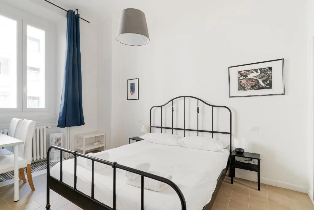Image of GuestHost – M4 Argonne Balcony Apartment