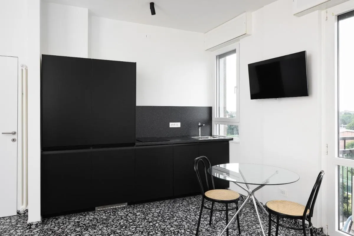 Image 3 of GuestHost – MM2 Udine – Lovely Studio Apartment