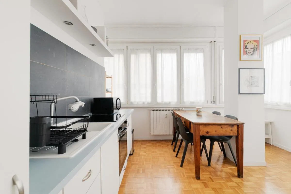 Image 1 of GuestHost – Milano Bright Apartment with parking