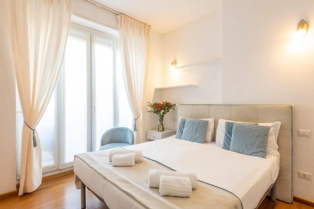 Image of Home Flowers Milano