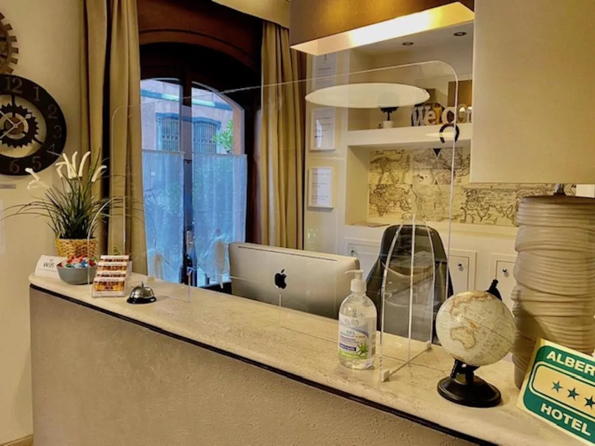 Image 2 of Hotel Ares Milano