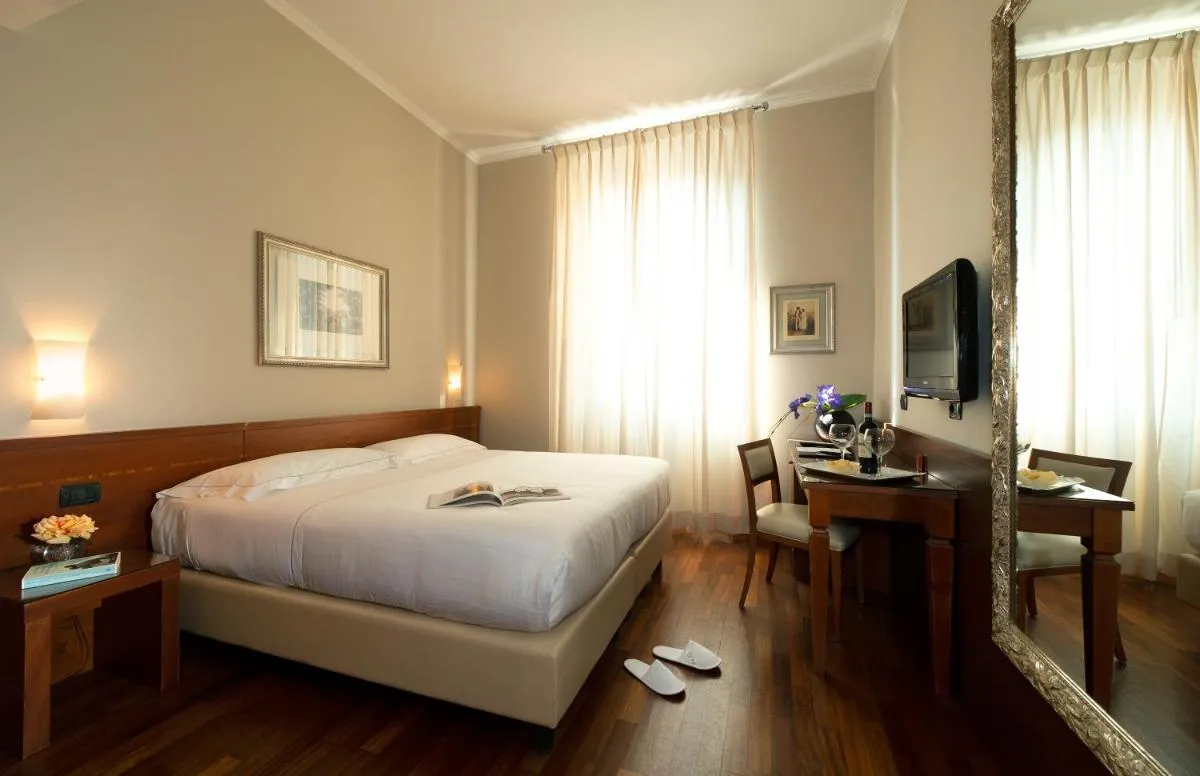 Image 4 of Hotel Fenice