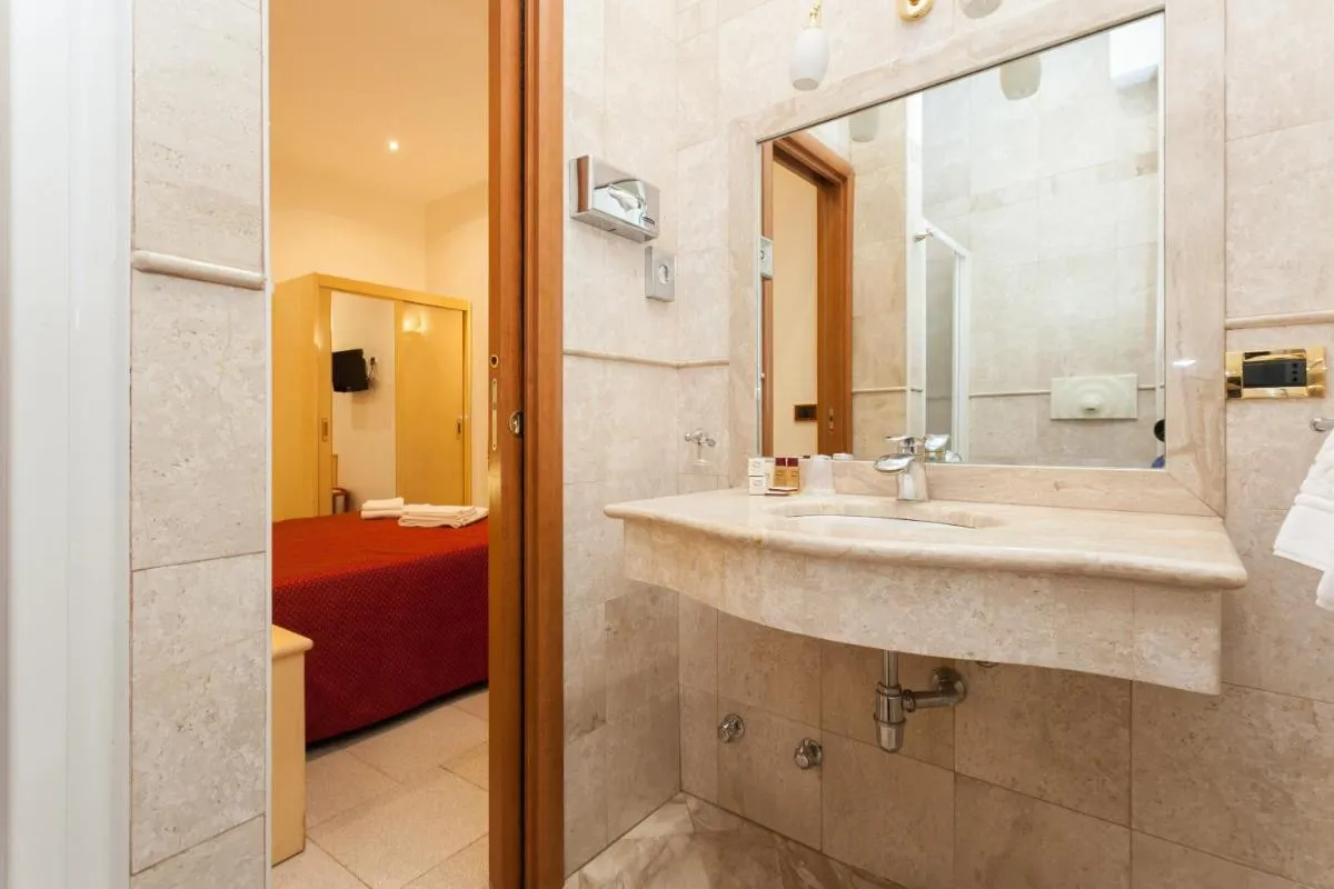 Image 1 of Hotel Fiorella Milano