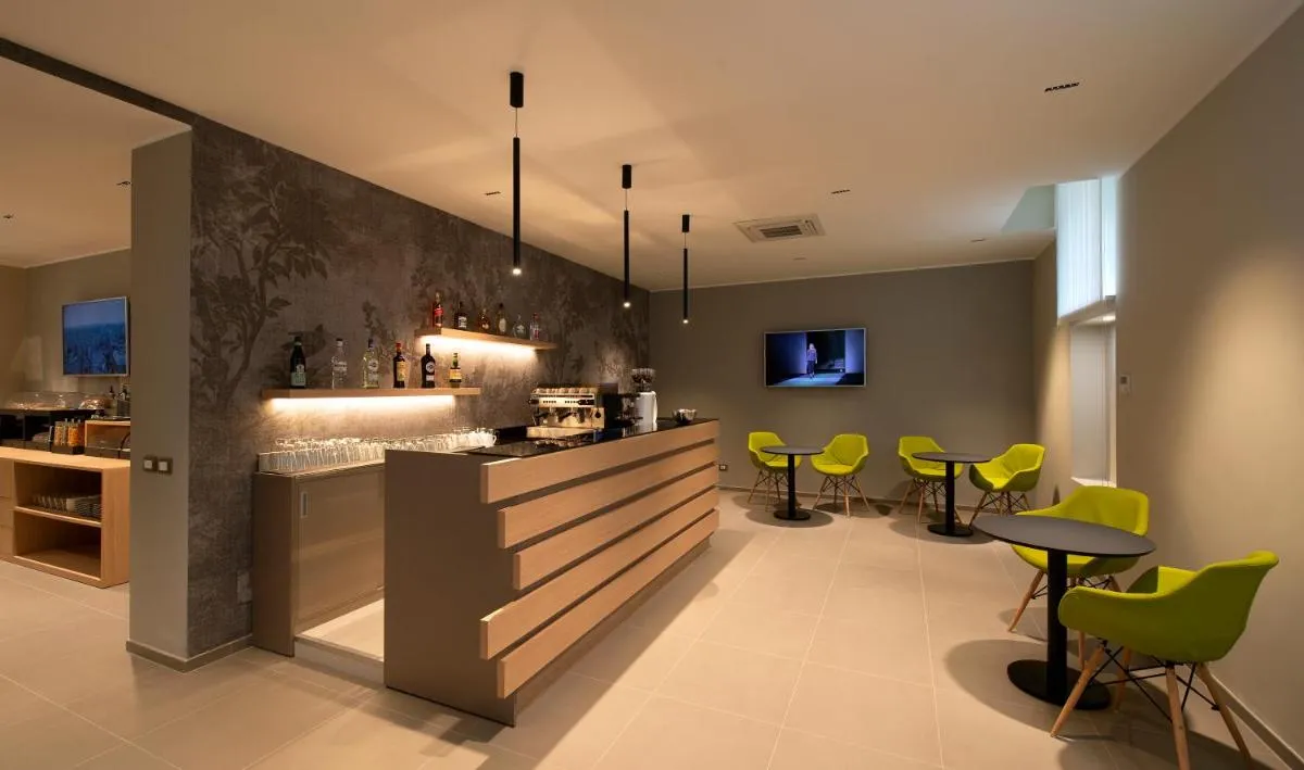 Image 4 of Hotel H21