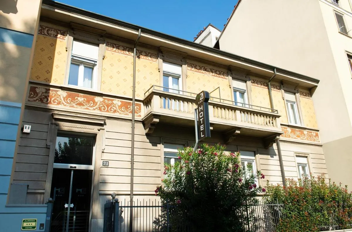 Image 5 of Hotel H21