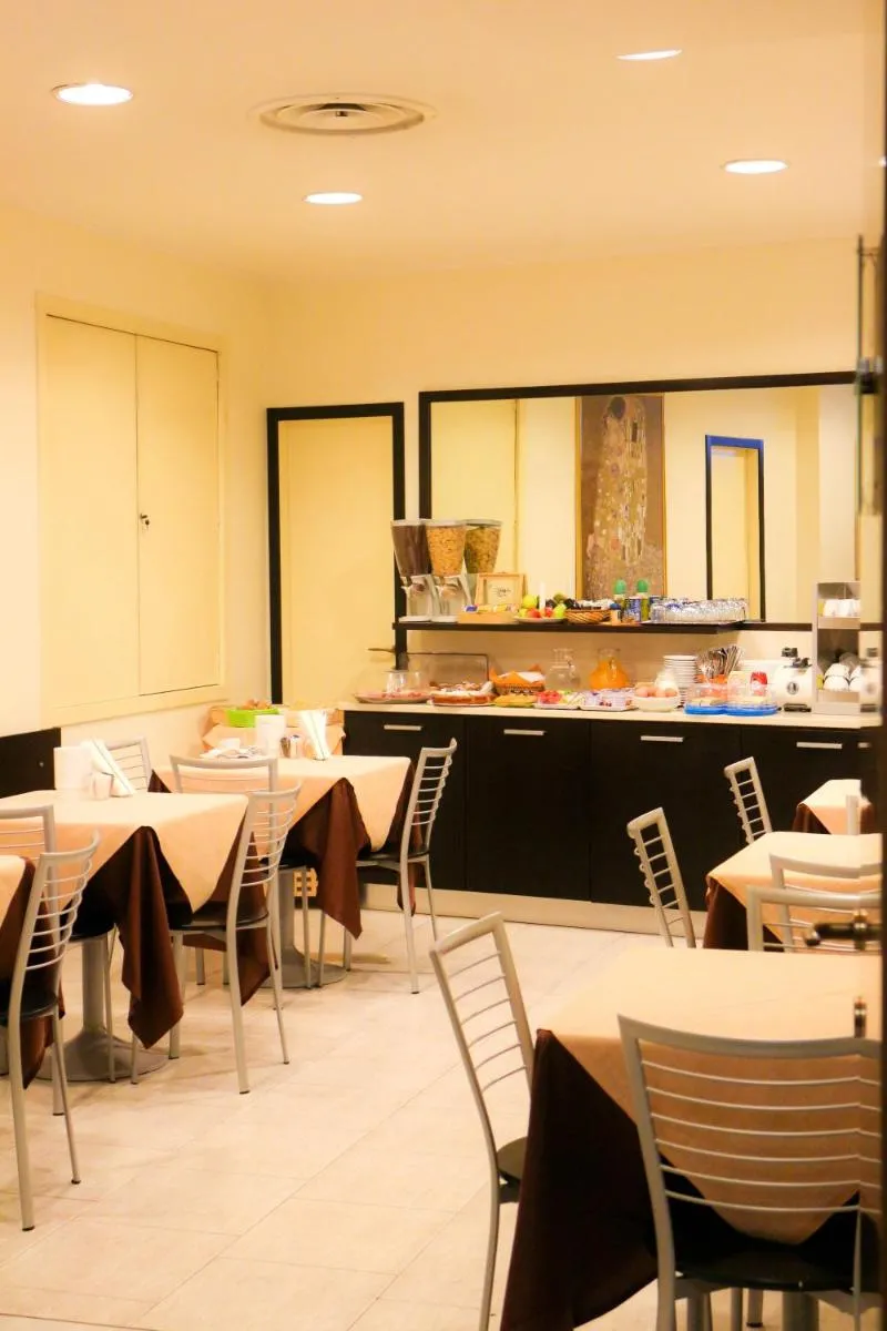 Image 3 of Hotel Losanna