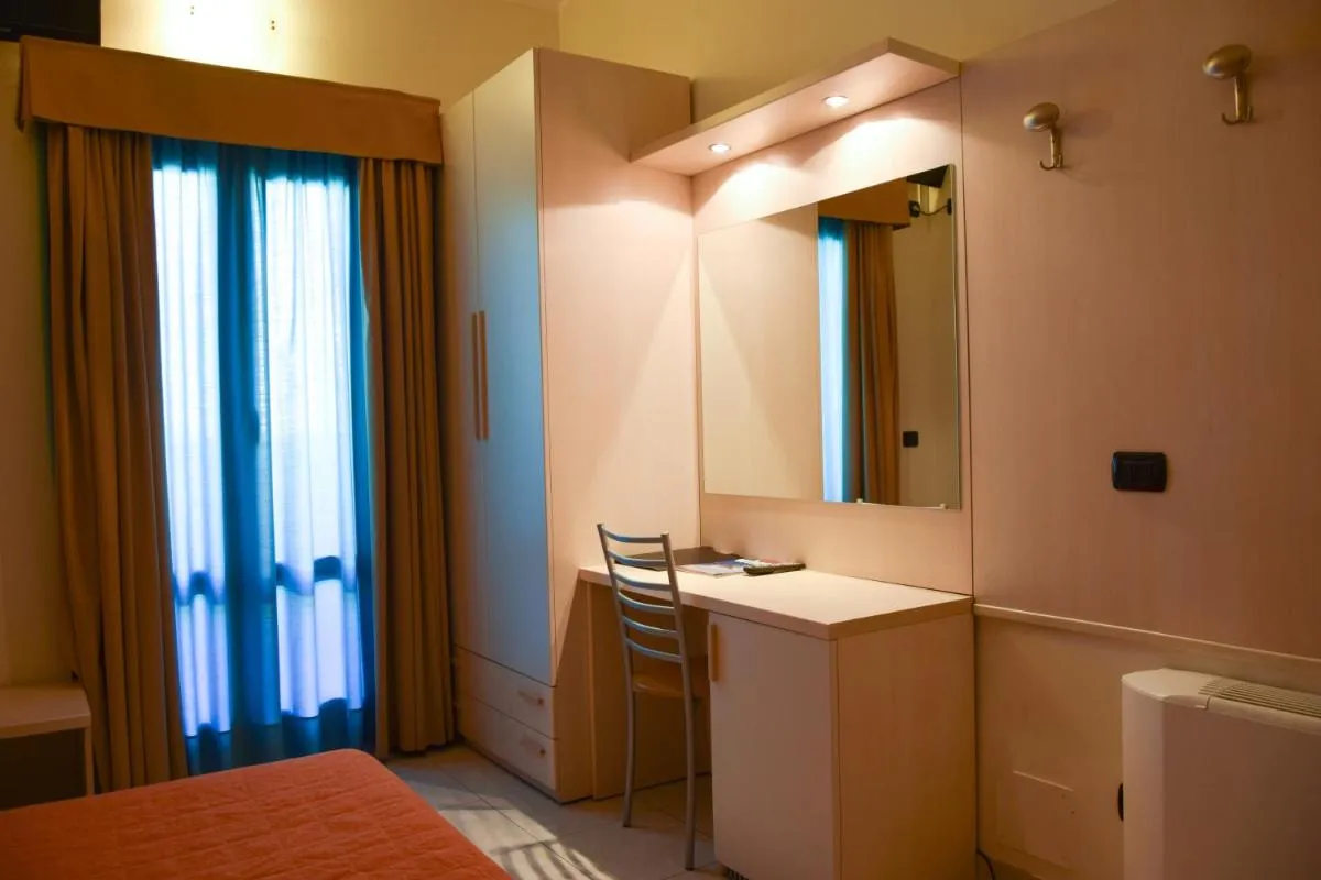 Image 2 of Hotel Losanna