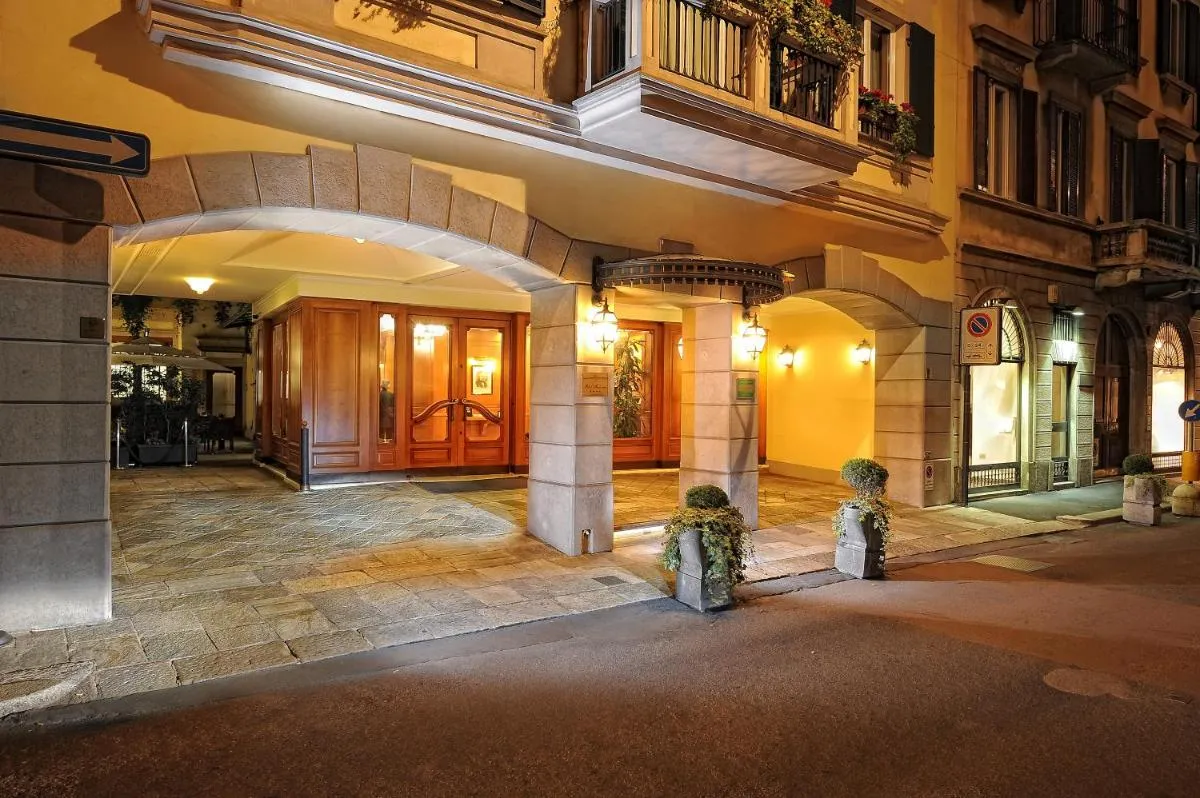 Image 5 of Hotel Manzoni