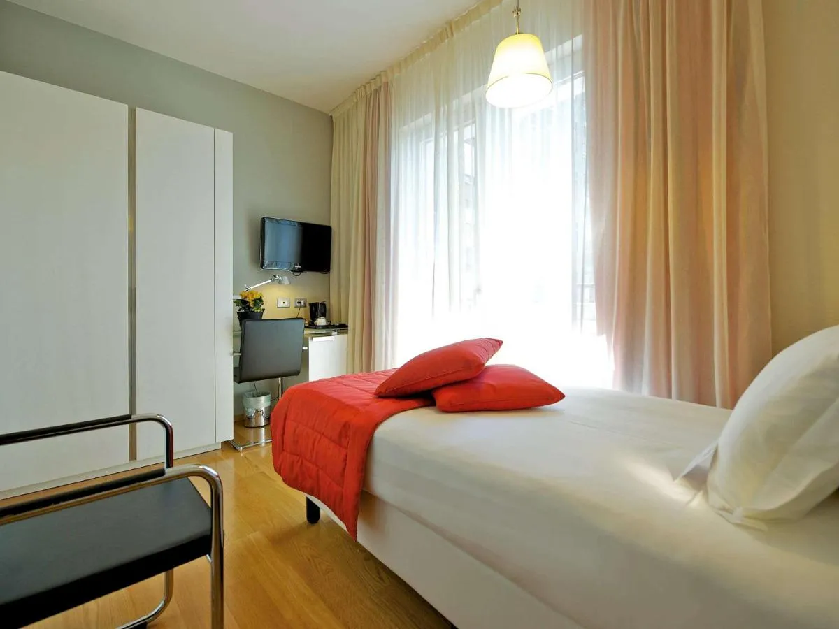 Image 1 of Hotel Mercure Milano Solari