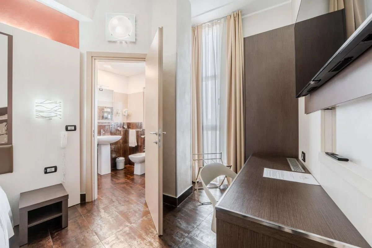 Image 2 of Hotel Milano Navigli