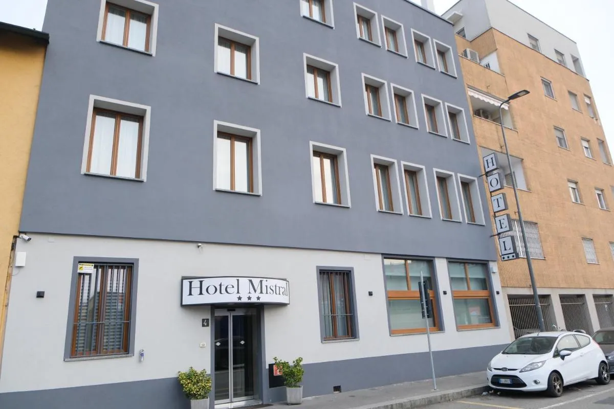 Image 5 of Hotel Mistral