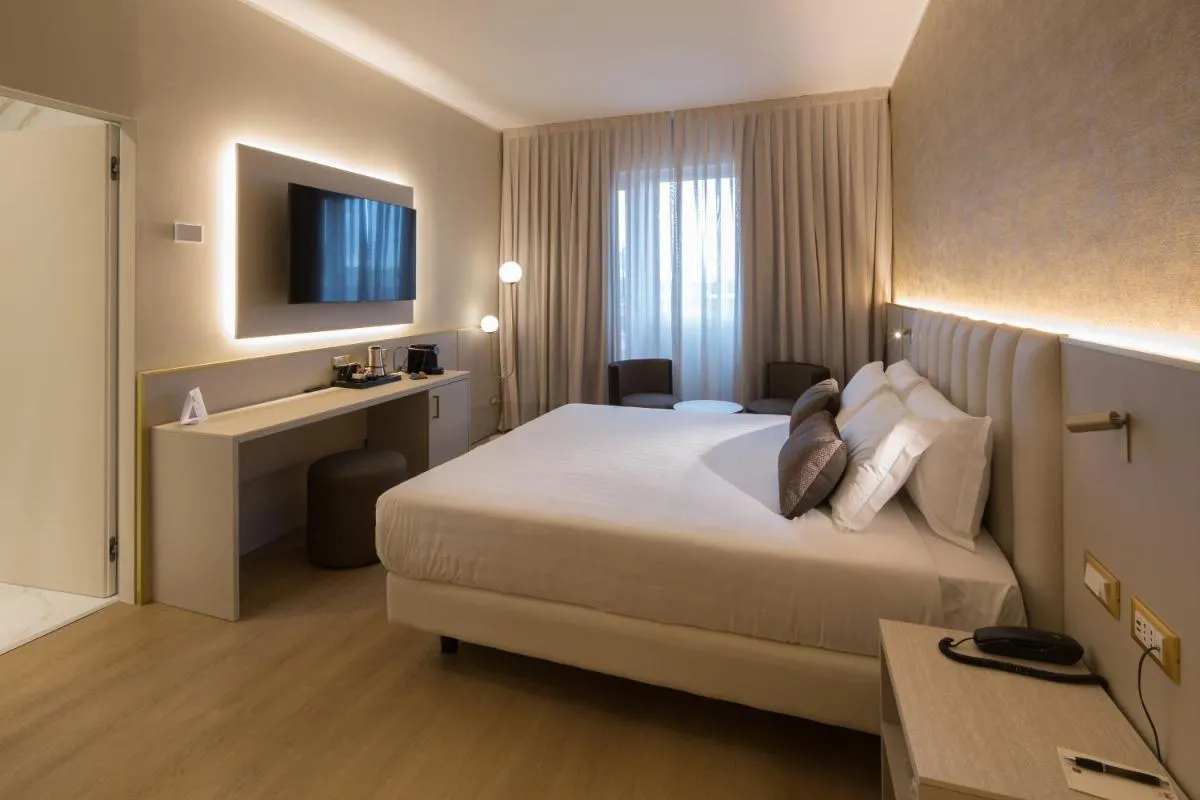 Image 1 of Hotel Nasco