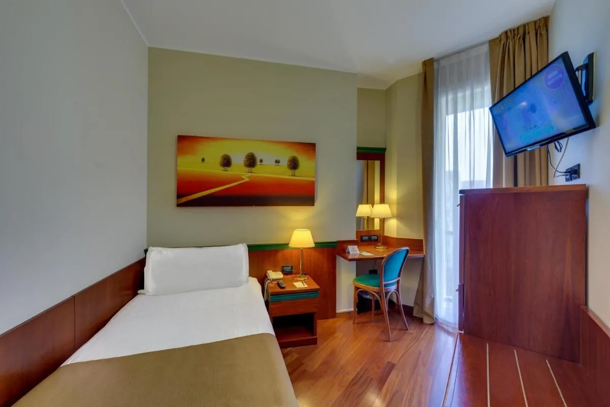 Image 4 of Hotel Raffaello