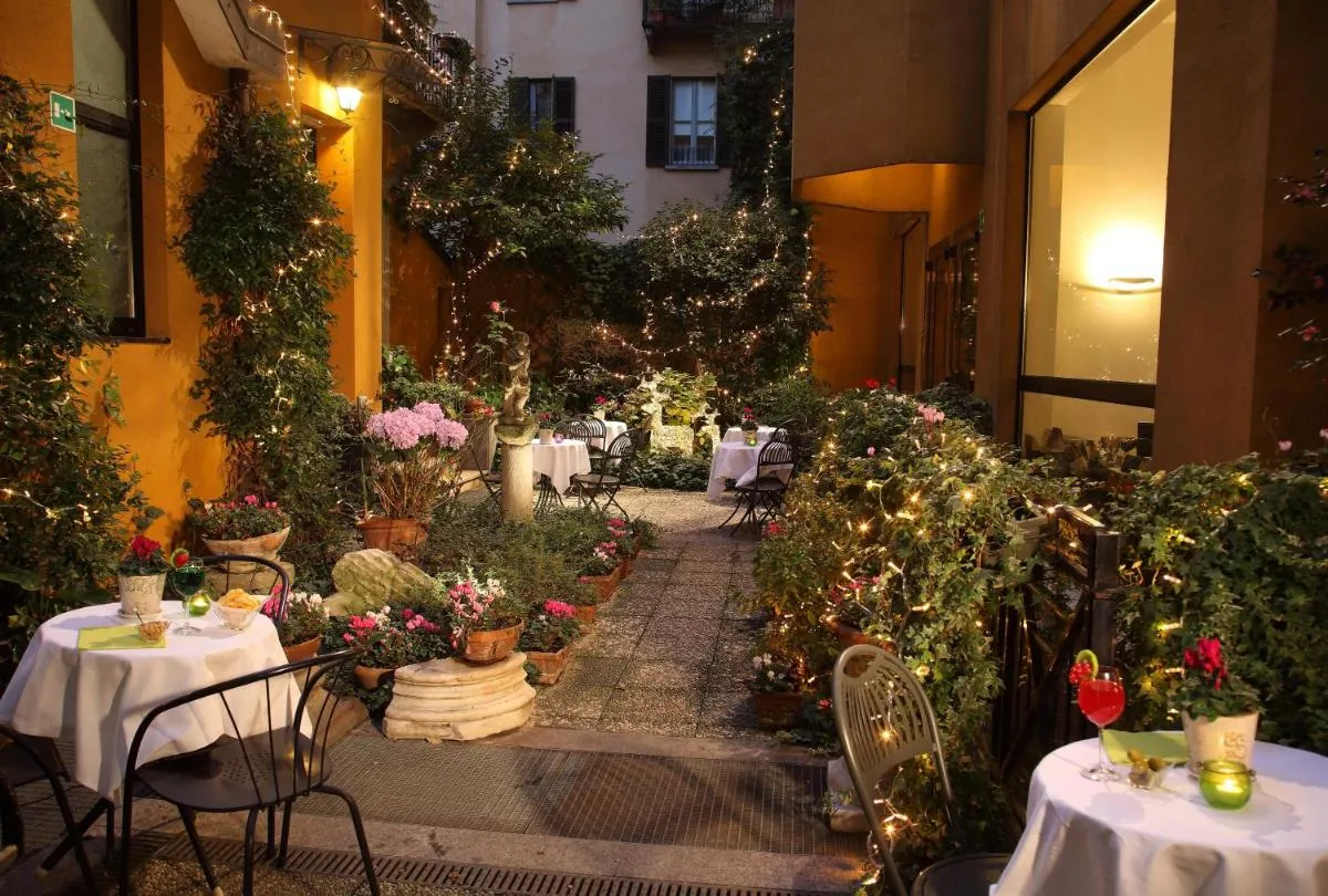 Image 1 of Hotel Sanpi Milano