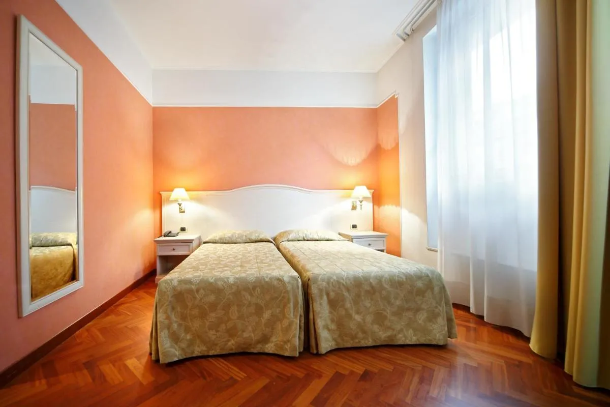 Image 6 of Hotel Terminal