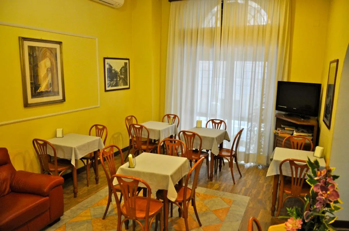 Image 2 of Hotel Vecchia Milano