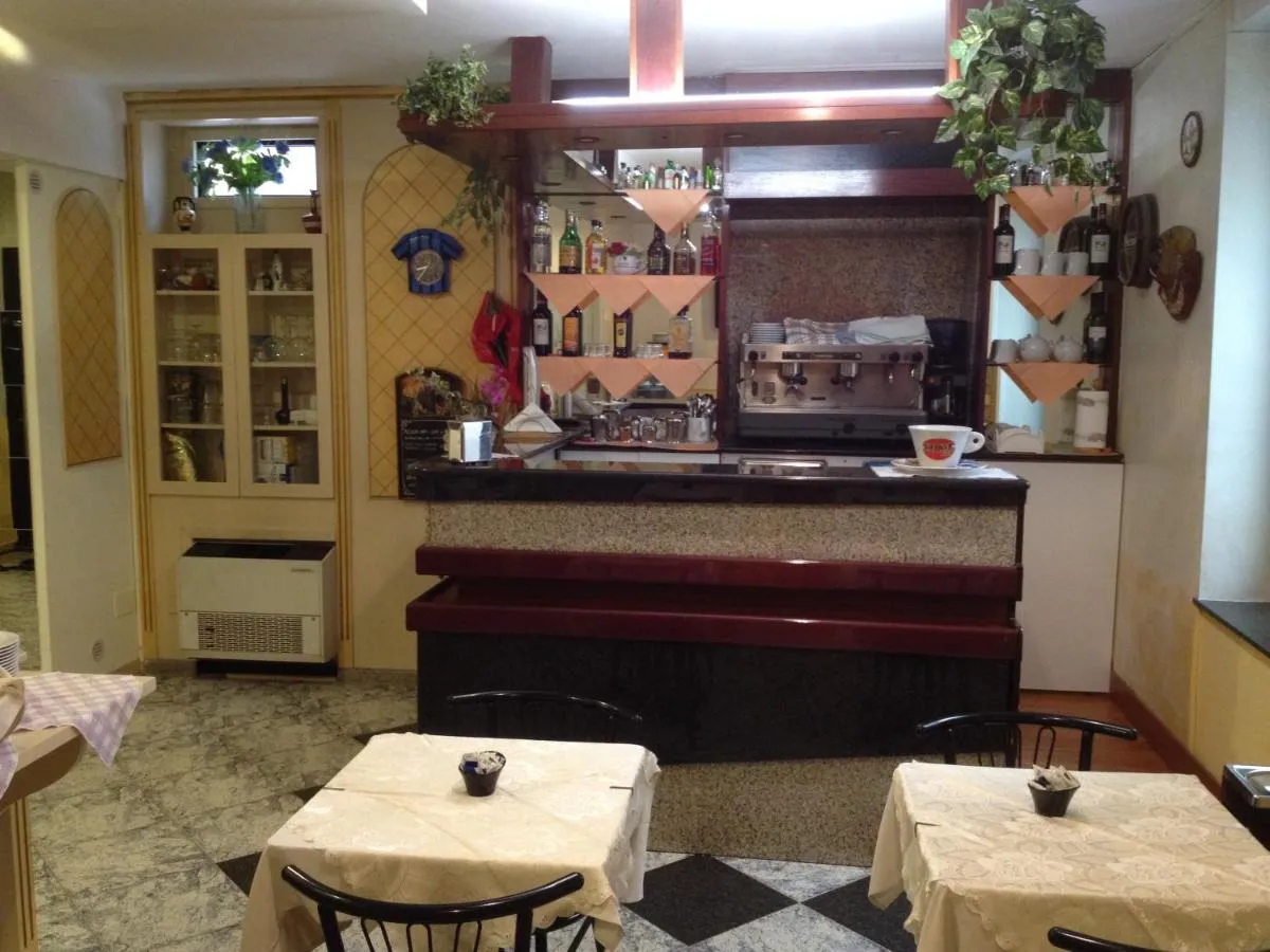 Image 2 of Hotel Vienna