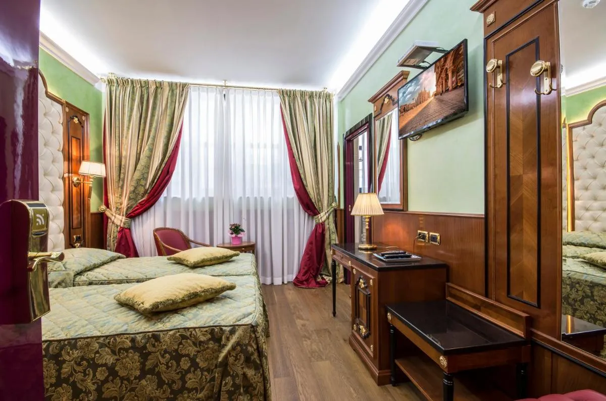 Image 1 of Hotel Vittoria