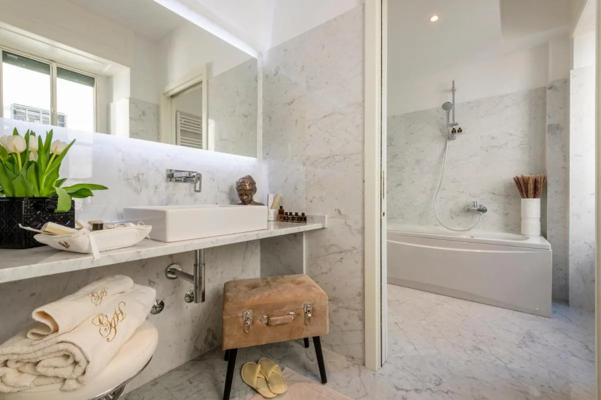 Image 2 of Imperiale Suites Milano
