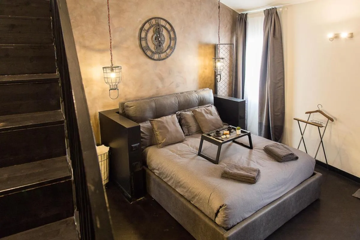 Image 1 of Industrial Apartment Near Duomo