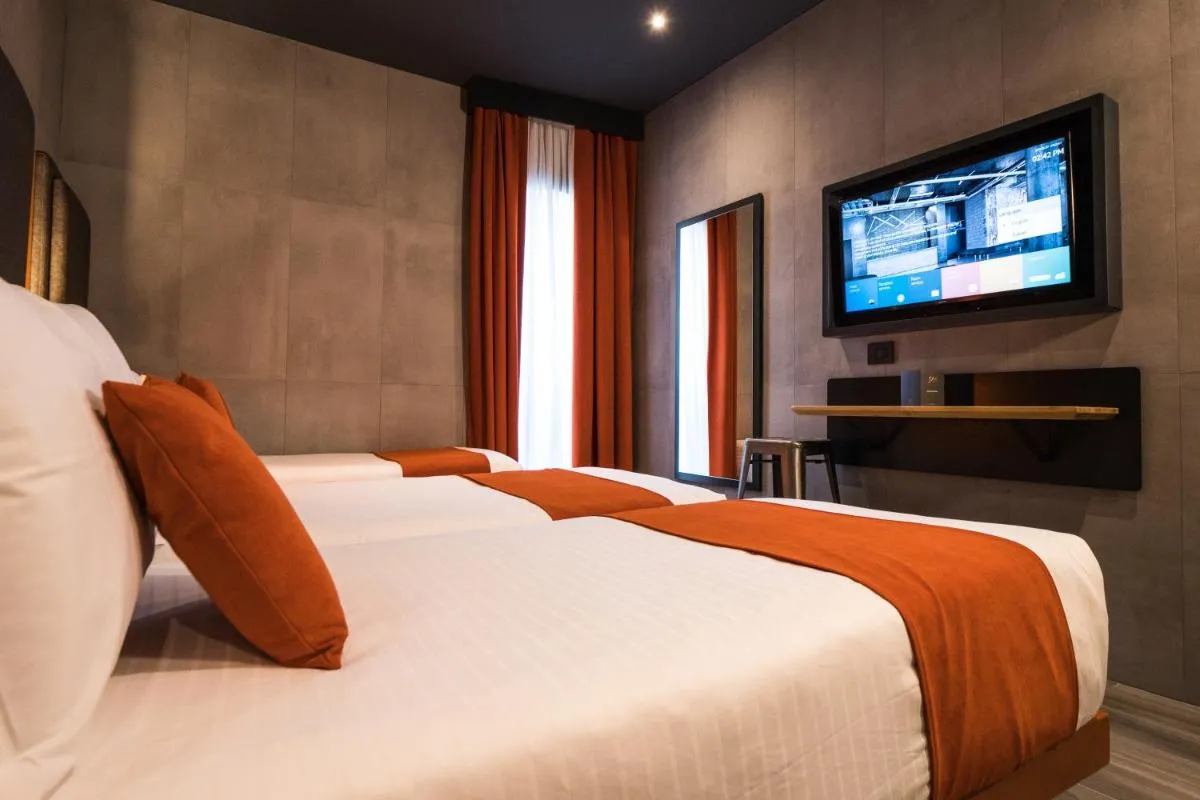 Image 4 of J24 Hotel Milano