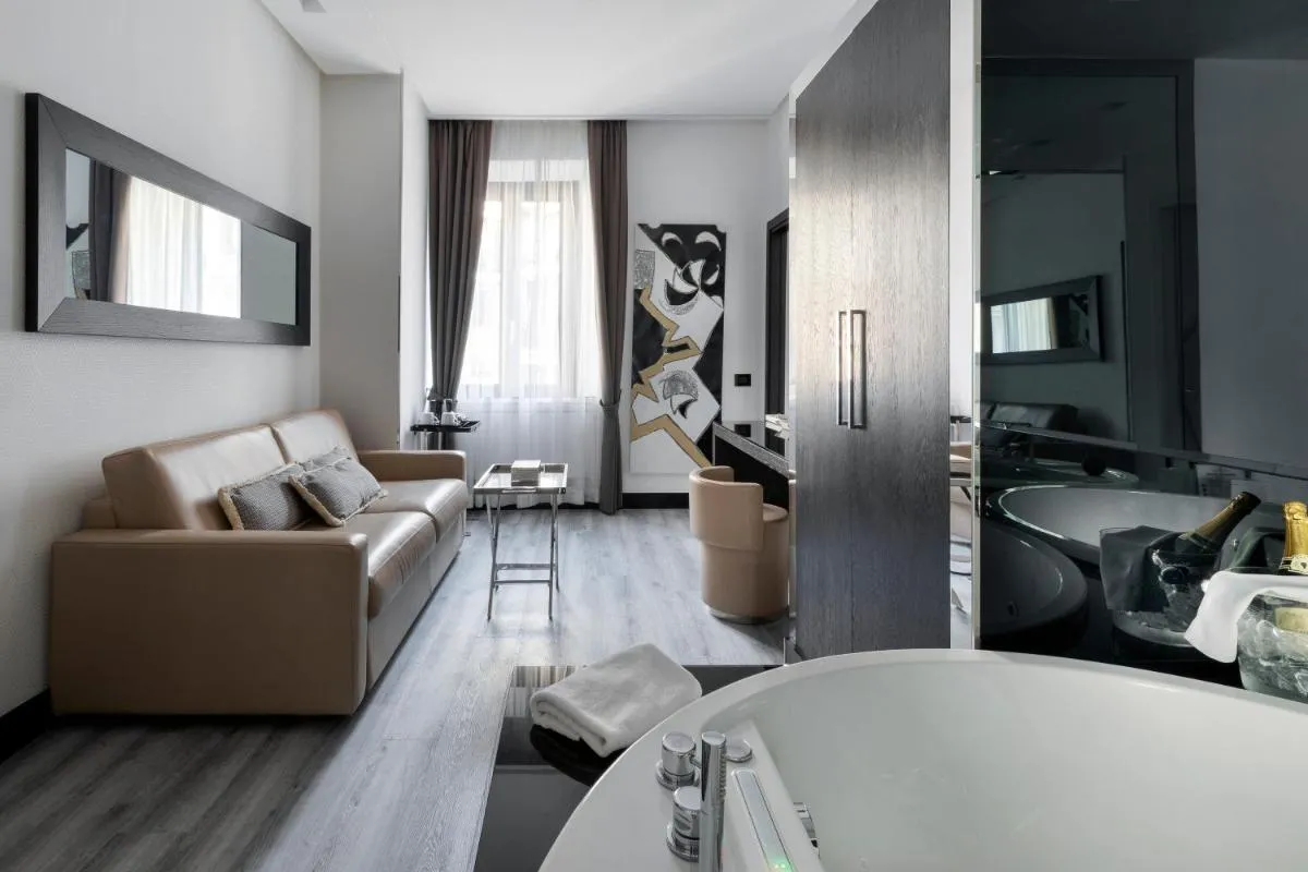 Image 1 of LHP Hotel Napoleon