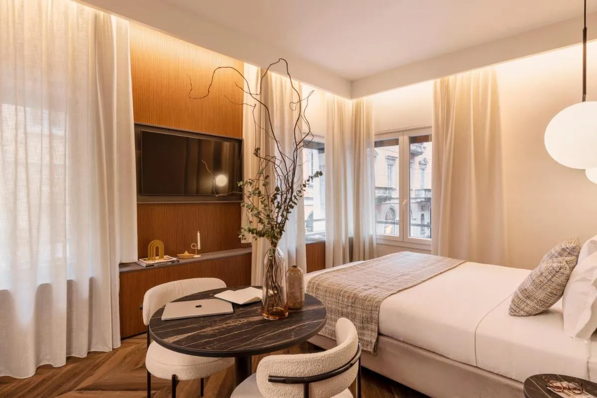 Image 1 of LUMERA STAY – Brera