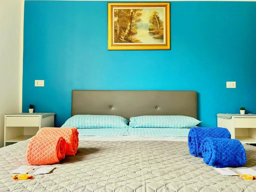 Image of -L’ Oasi Del Turista, Room 3- CENTRAL STATION