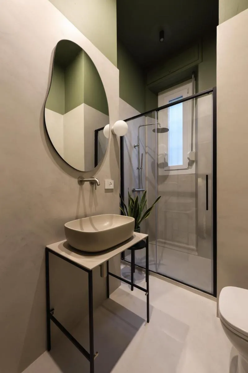 Image 6 of La Petite Suite Gae Aulenti