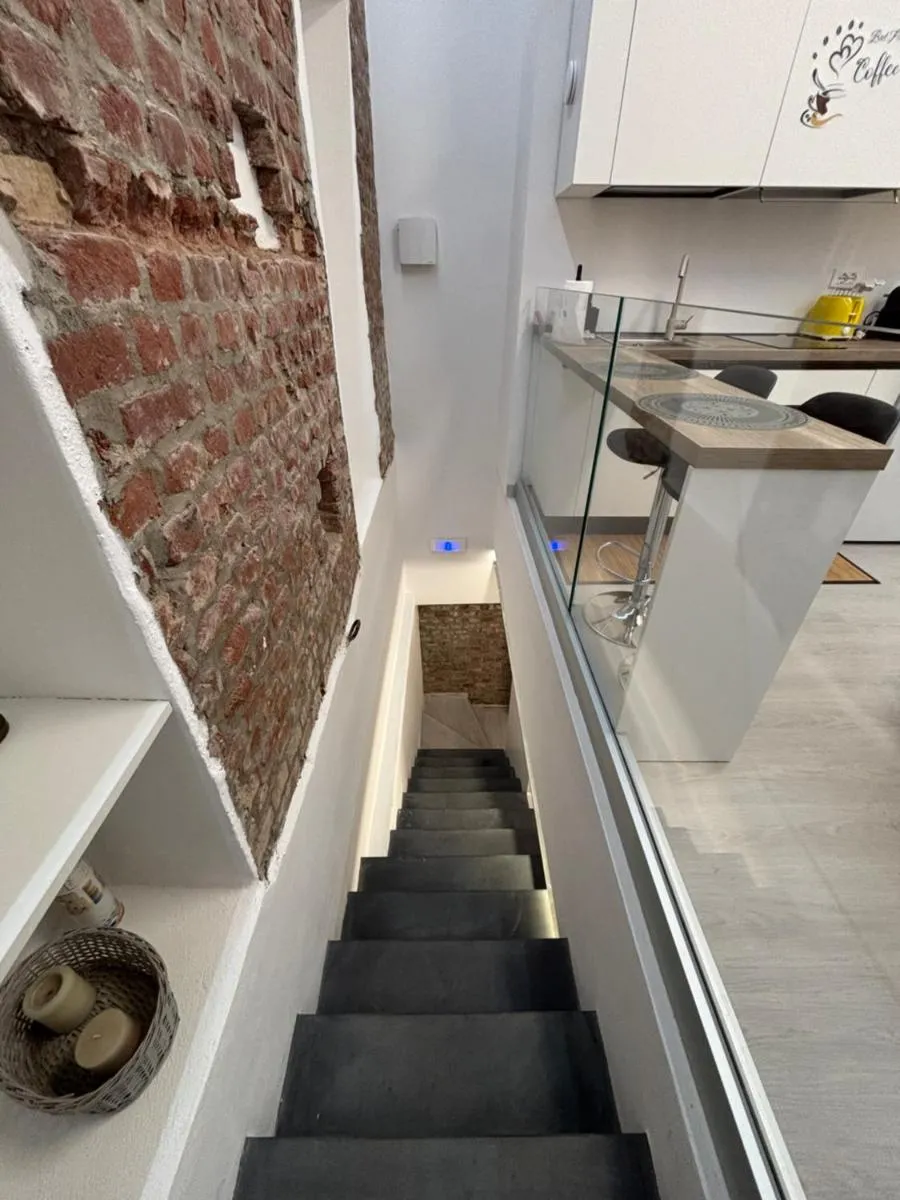 Image 2 of La Vecchia Milano-Les Nubles Vannucci – Il Ballatoio e Il Cortile