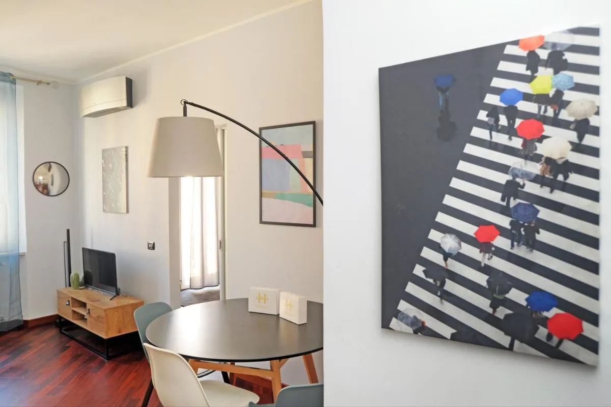 Image 4 of Lecco Apartment