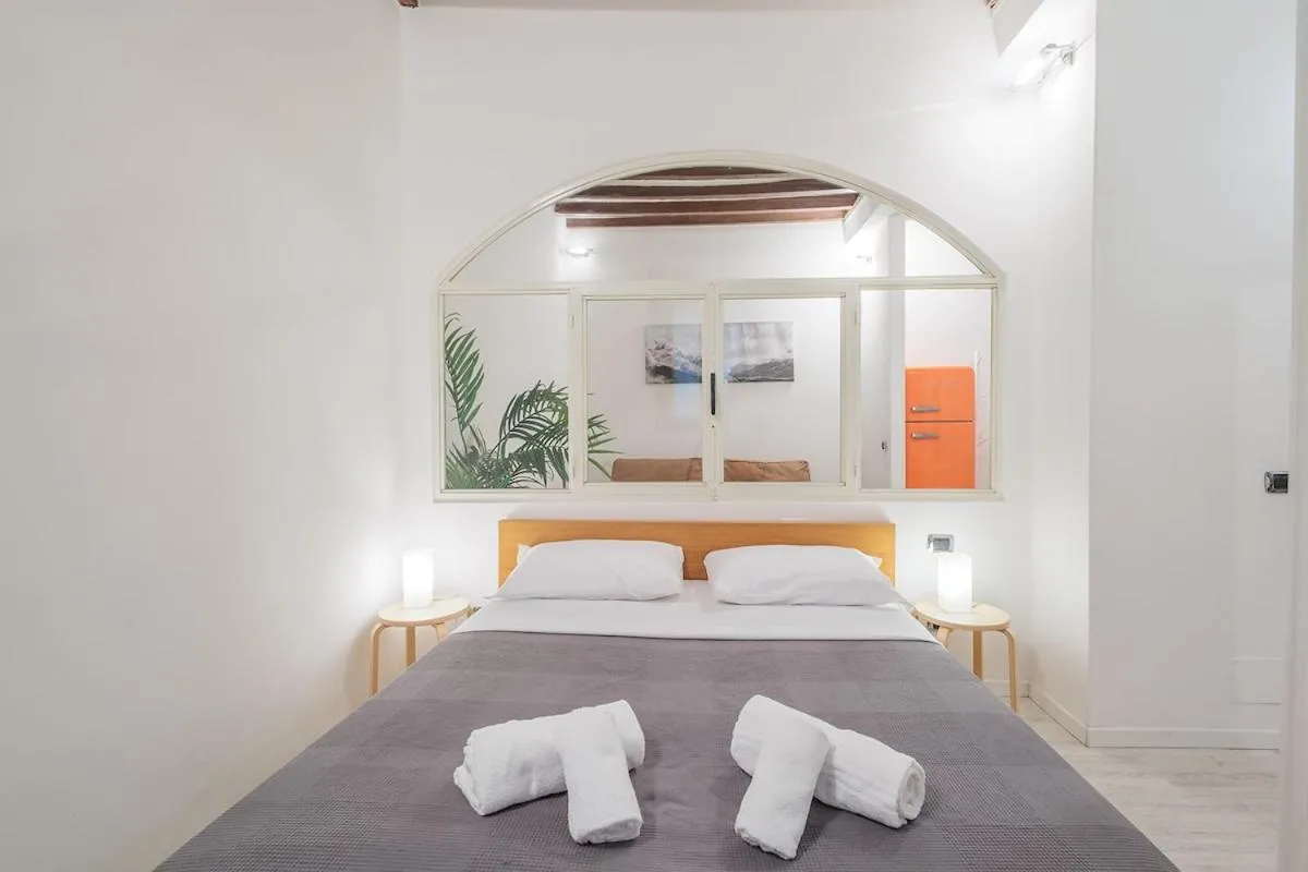 Image 1 of Lega Lombarda 1 – Design Bilo – B Home