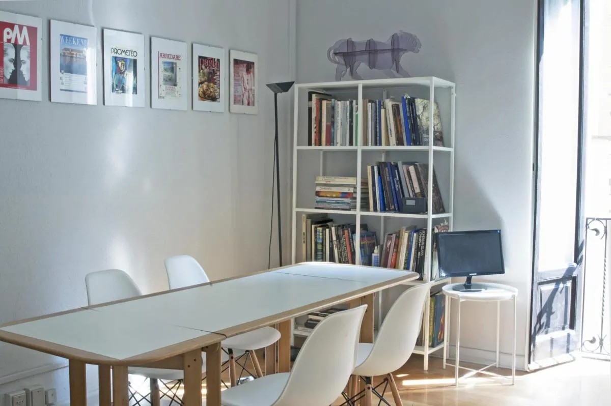 Image 1 of Liberty Two-Room Apartment in Porta Venezia