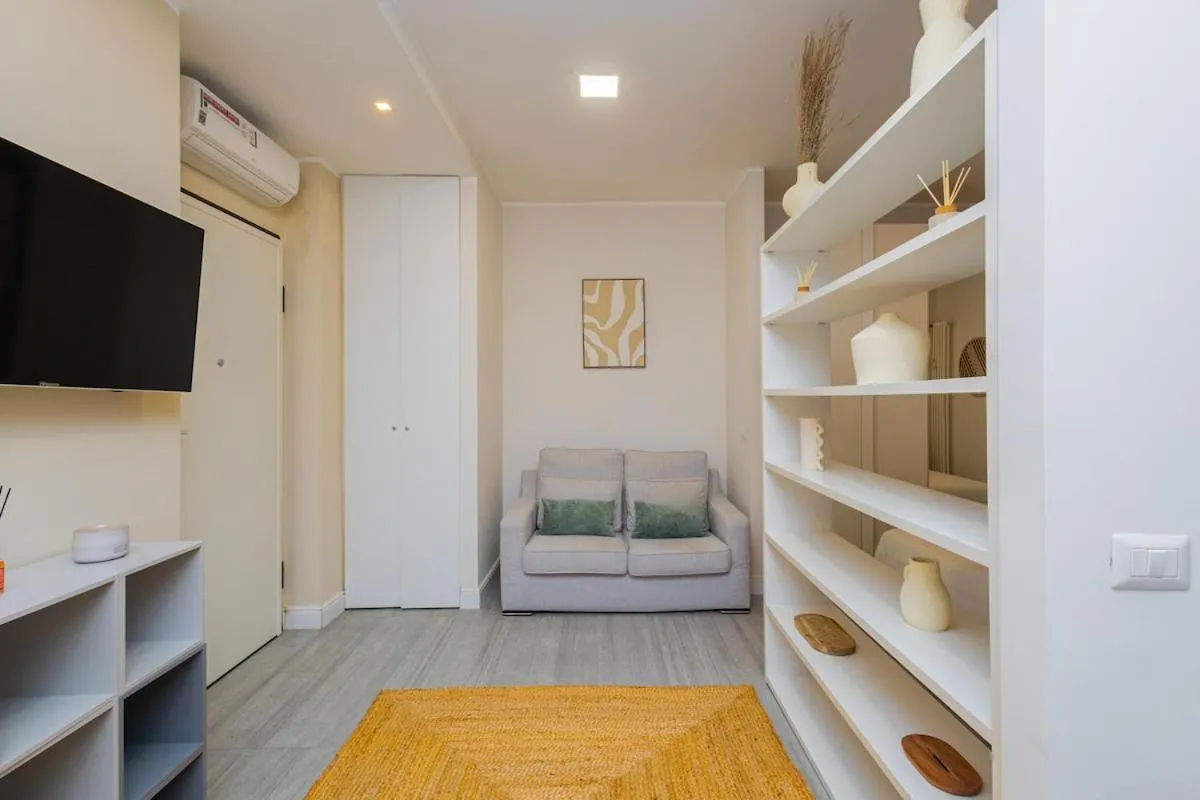 Image 4 of Living Bande Nere