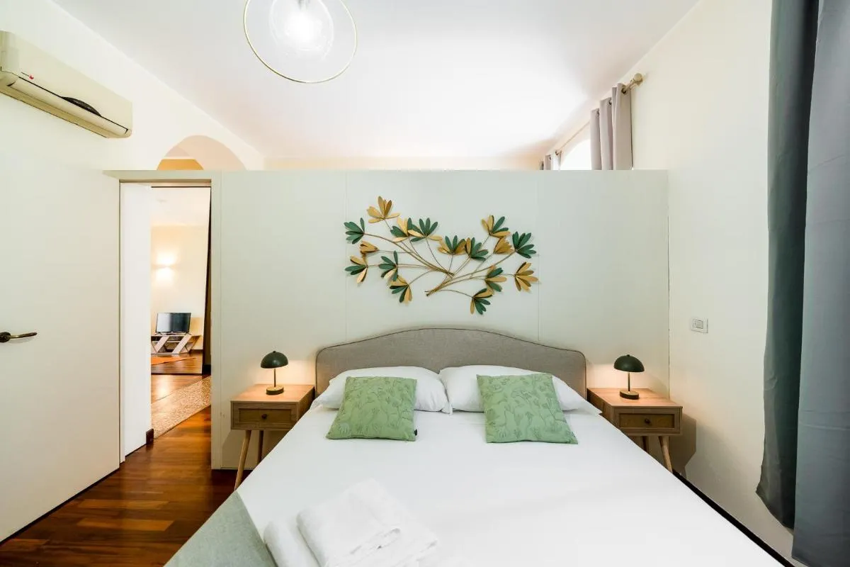Image 1 of Loft with private garden at navigli