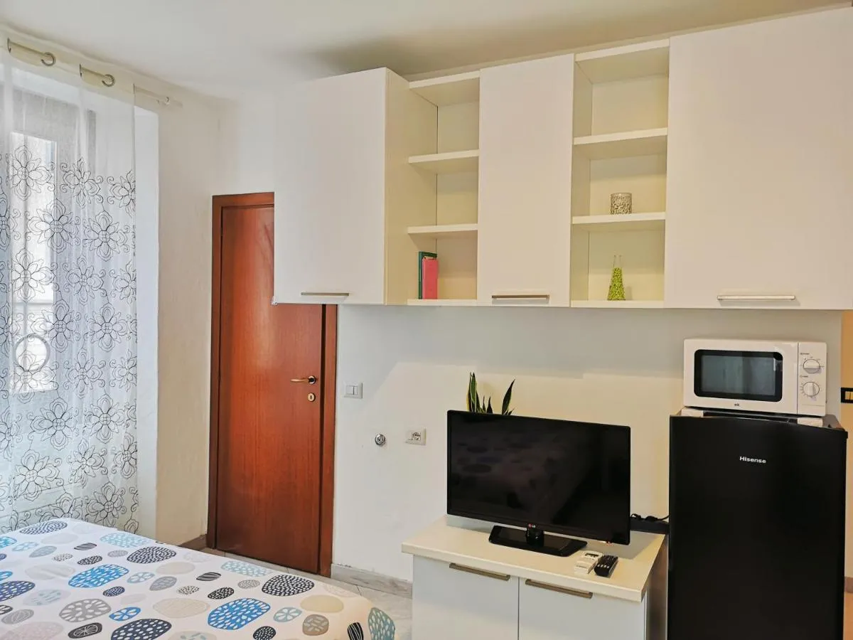 Image 2 of Lovely Flat Naviglio Grande