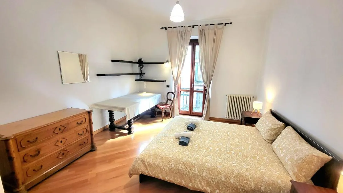 Image 1 of Lux Retreat 3Room Near Fashion District WiFi&Netflx