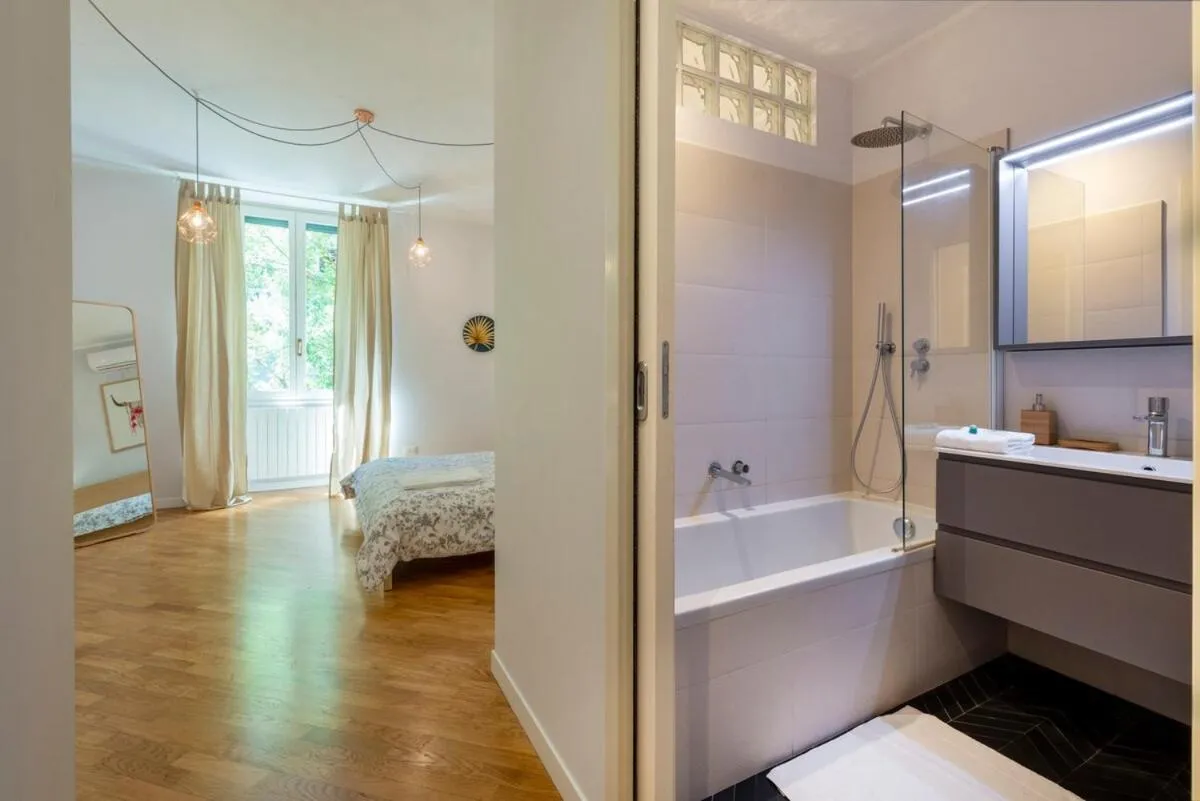 Image 2 of Luxury Design Apt in Brera District – B Home
