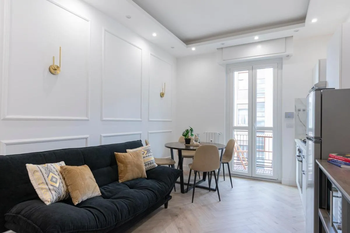 Image 3 of Luxury apartment – Valassina 45