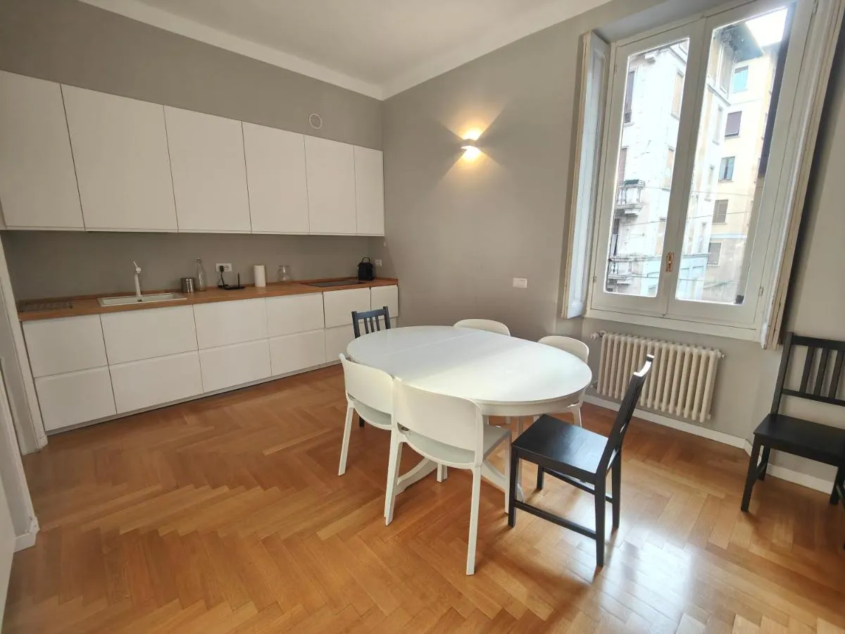 Image 2 of Maciachini – Menabrea Apartment