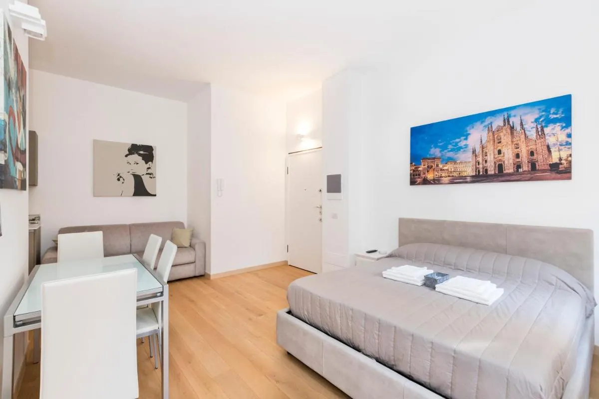 Image 1 of MagnoliaApartments – 2A Valle Duomo