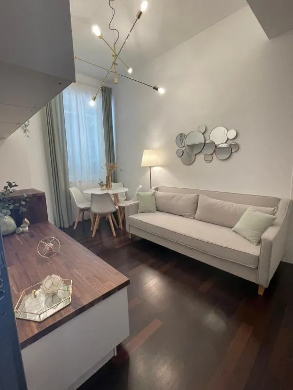 Image of Maison Bandello