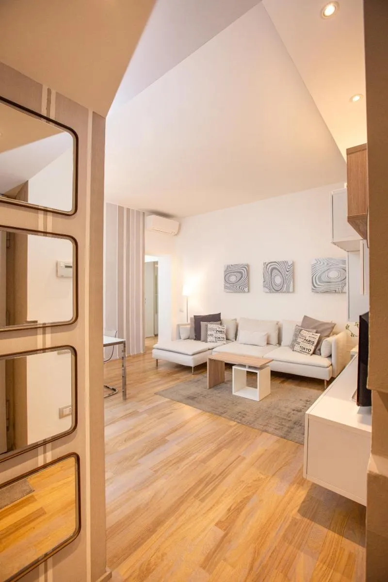 Image 3 of Mgm Property – Corso Como Elite