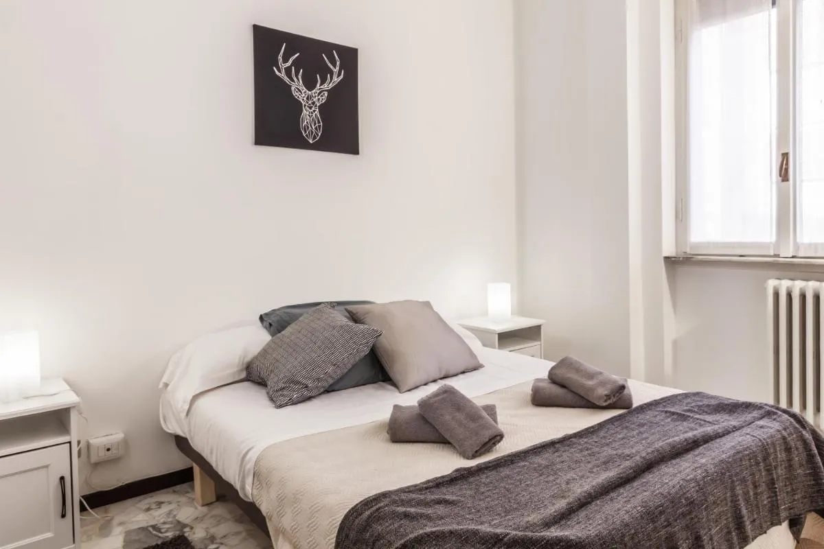 Image 4 of MilanRentals – Rossini Apartment