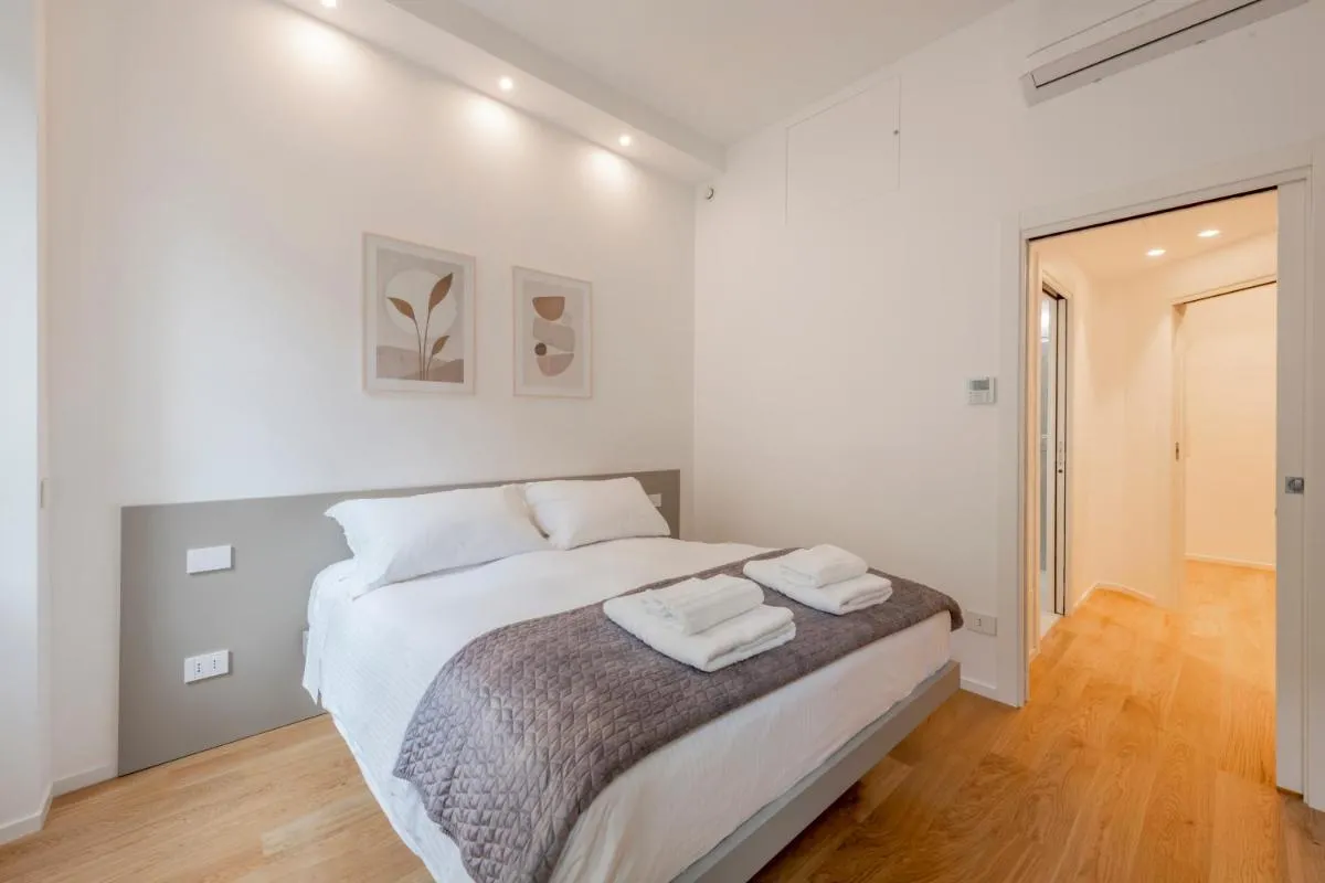 Image 6 of Milan Royal Suites Duomo