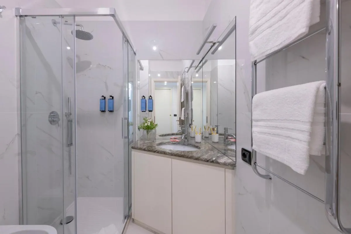 Image 2 of Milan Royal Suites – Duomo Santo Stefano