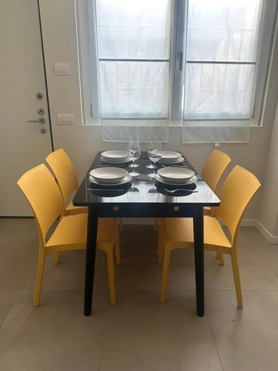 Image 1 of Milano Darsena luxury milanese apartment